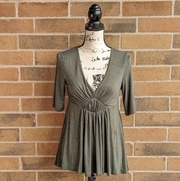 ANTHRO Ruched Knit Top - Picture 1 of 6